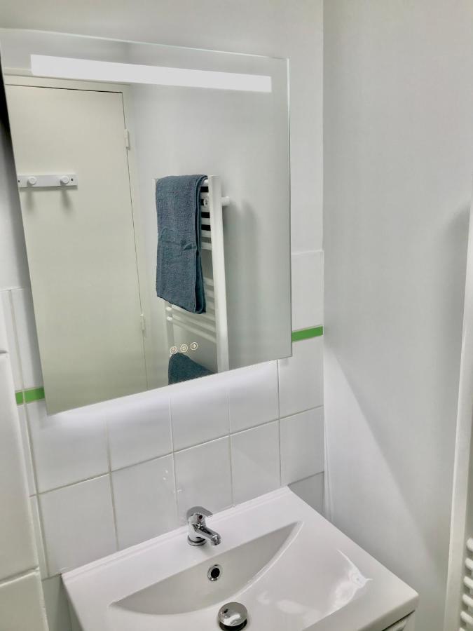 לה מאנש Appartement De Charme Centre Ville - Wifi מראה חיצוני תמונה